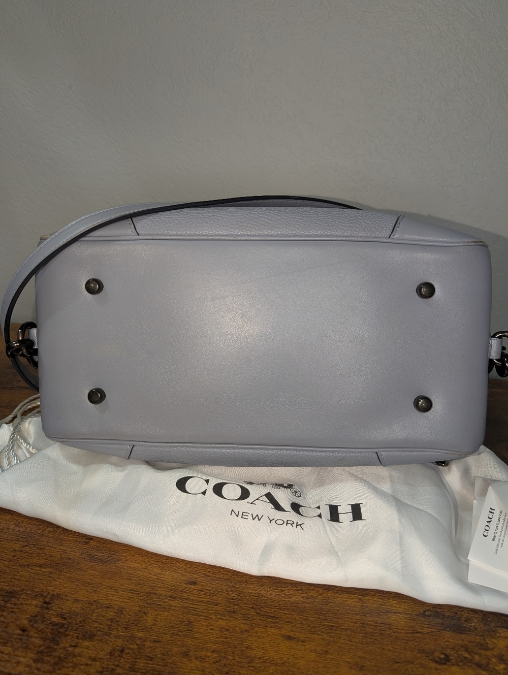 Coach Lane Satchel - Picture 3 of 8